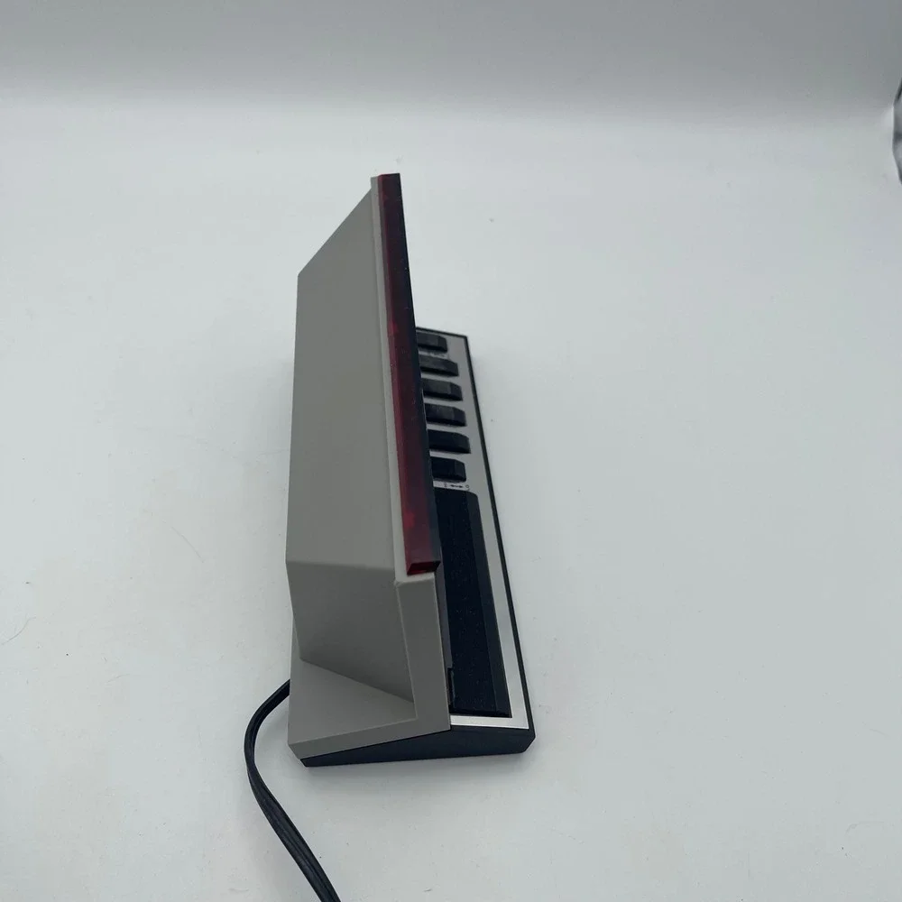 Spartus Electronic Digital Alarm Clock 1150 Retro Red LED Silver Black Vintage